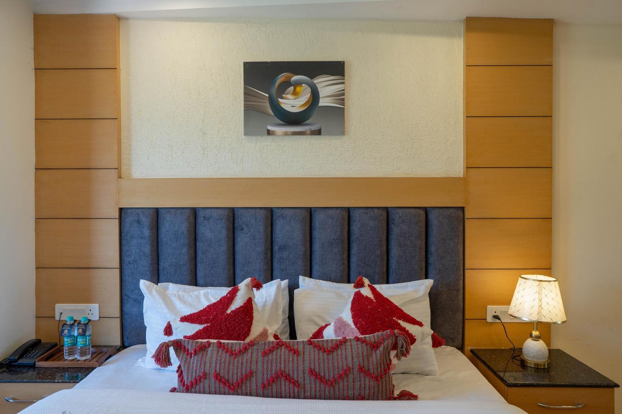 Super Hotel By Perfectstayz Mall Road Masuri Exterior foto