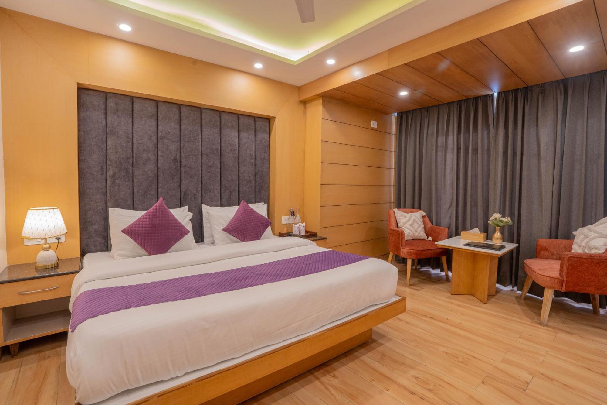 Super Hotel By Perfectstayz Mall Road Masuri Zimmer foto