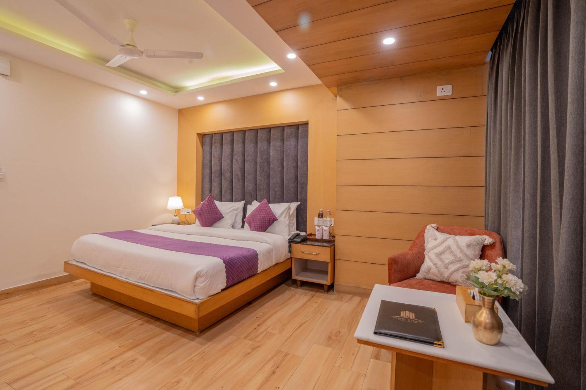Super Hotel By Perfectstayz Mall Road Masuri Exterior foto