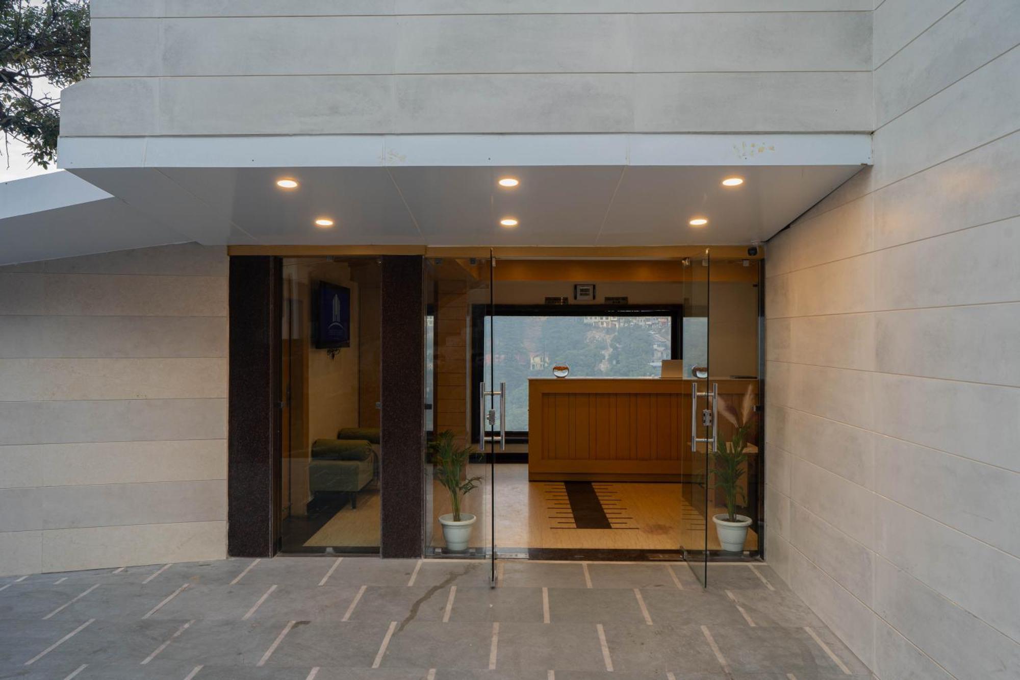 Super Hotel By Perfectstayz Mall Road Masuri Exterior foto