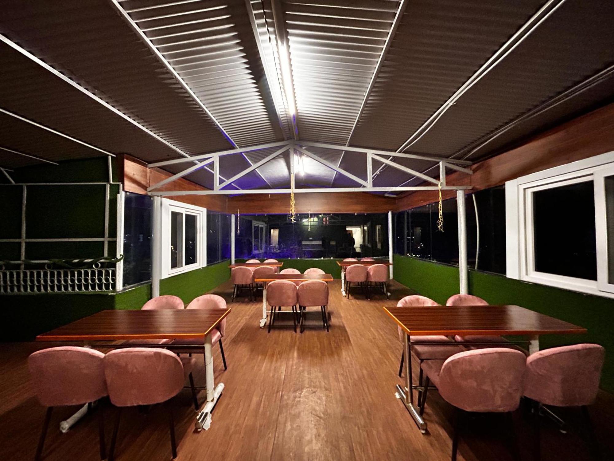 Super Hotel By Perfectstayz Mall Road Masuri Exterior foto