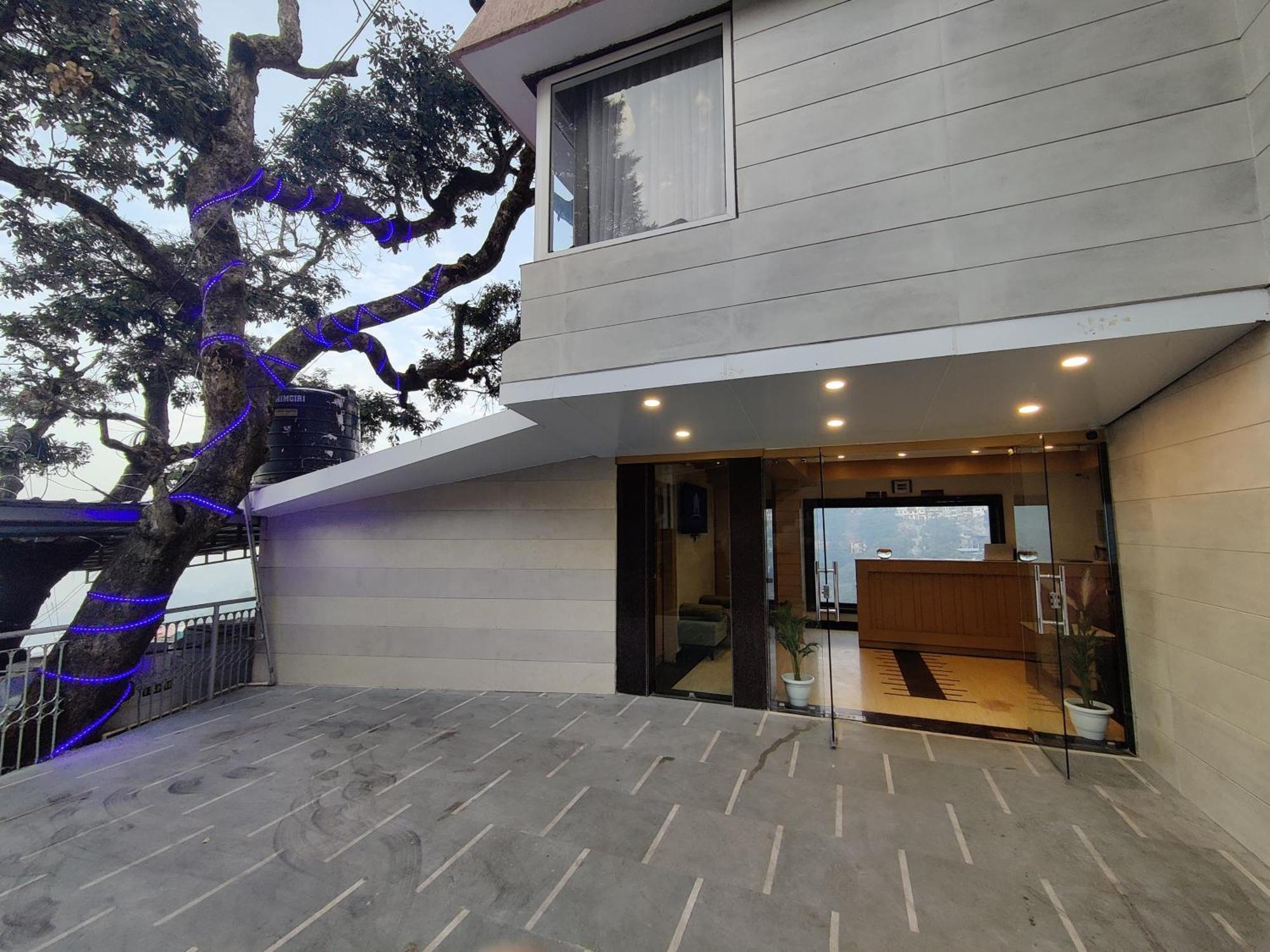 Super Hotel By Perfectstayz Mall Road Masuri Exterior foto